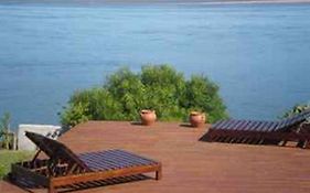 Howard Johnson Express Inn Ituzaingo